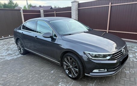 Volkswagen Passat B8 рестайлинг, 2018 год, 2 780 000 рублей, 5 фотография