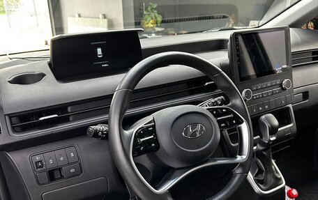 Hyundai Staria, 2021 год, 3 750 000 рублей, 15 фотография