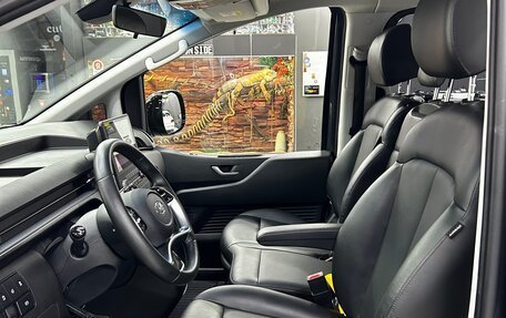 Hyundai Staria, 2021 год, 3 750 000 рублей, 14 фотография