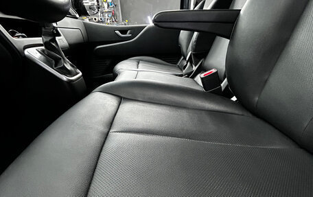Hyundai Staria, 2021 год, 3 750 000 рублей, 24 фотография