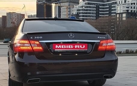 Mercedes-Benz E-Класс, 2012 год, 2 150 000 рублей, 5 фотография