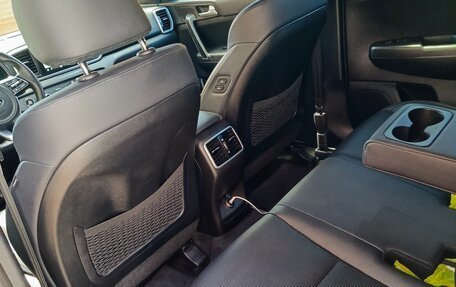 KIA Sportage IV рестайлинг, 2020 год, 3 100 000 рублей, 36 фотография