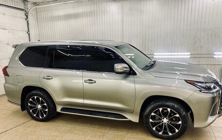 Lexus LX III, 2016 год, 4 850 000 рублей, 5 фотография
