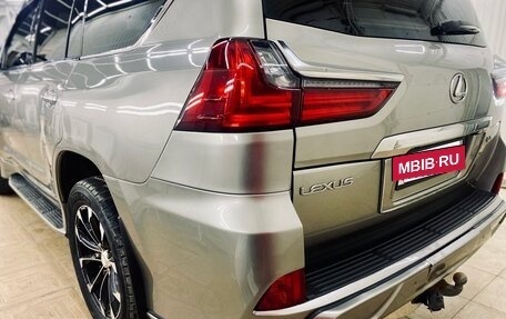 Lexus LX III, 2016 год, 4 850 000 рублей, 8 фотография