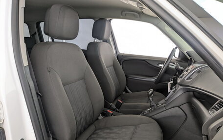 Opel Zafira C рестайлинг, 2013 год, 1 100 000 рублей, 18 фотография