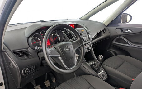 Opel Zafira C рестайлинг, 2013 год, 1 100 000 рублей, 15 фотография