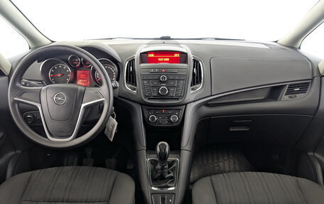 Opel Zafira C рестайлинг, 2013 год, 1 100 000 рублей, 22 фотография