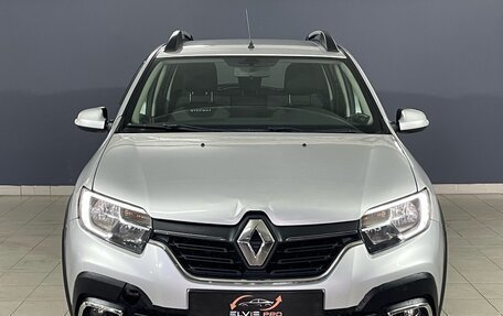 Renault Sandero II рестайлинг, 2019 год, 870 000 рублей, 2 фотография
