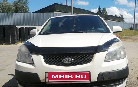 KIA Rio II, 2007 год, 420 000 рублей, 1 фотография