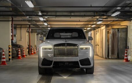 Rolls-Royce Cullinan, 2025 год, 71 950 000 рублей, 2 фотография