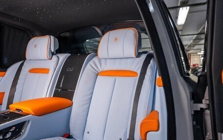 Rolls-Royce Cullinan, 2025 год, 71 950 000 рублей, 10 фотография