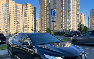 Toyota Camry, 2022 год, 3 800 000 рублей, 1 фотография