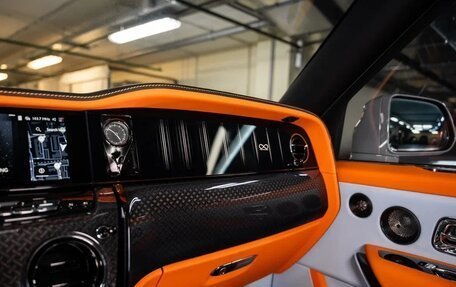Rolls-Royce Cullinan, 2025 год, 71 950 000 рублей, 17 фотография