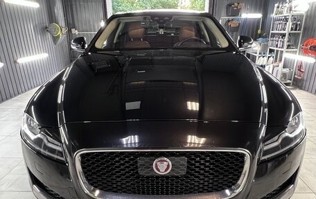 Jaguar XF II, 2020 год, 4 190 000 рублей, 2 фотография