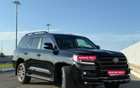 Toyota Land Cruiser 200, 2016 год, 8 000 000 рублей, 5 фотография