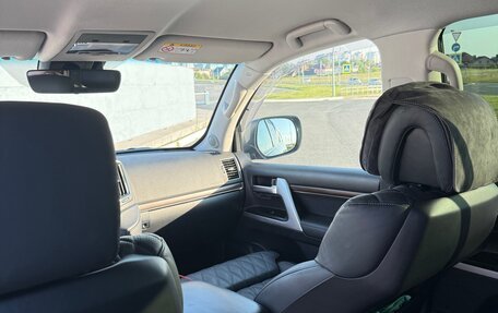 Toyota Land Cruiser 200, 2016 год, 8 000 000 рублей, 20 фотография