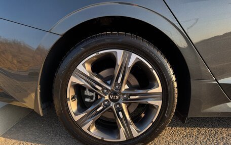 KIA K5, 2021 год, 3 050 000 рублей, 21 фотография