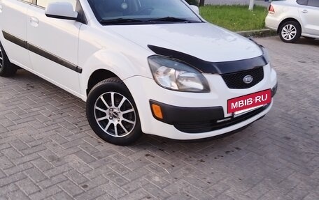 KIA Rio II, 2007 год, 420 000 рублей, 2 фотография
