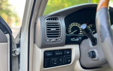Lexus LX II, 2004 год, 2 200 000 рублей, 14 фотография