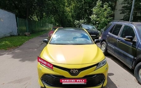 Toyota Camry, 2021 год, 2 430 000 рублей, 2 фотография