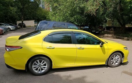 Toyota Camry, 2021 год, 2 430 000 рублей, 4 фотография