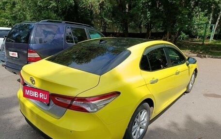 Toyota Camry, 2021 год, 2 430 000 рублей, 6 фотография