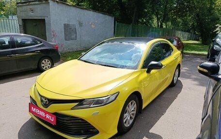 Toyota Camry, 2021 год, 2 430 000 рублей, 3 фотография