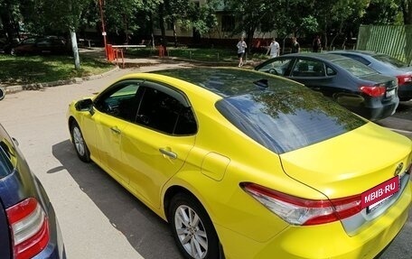 Toyota Camry, 2021 год, 2 430 000 рублей, 7 фотография