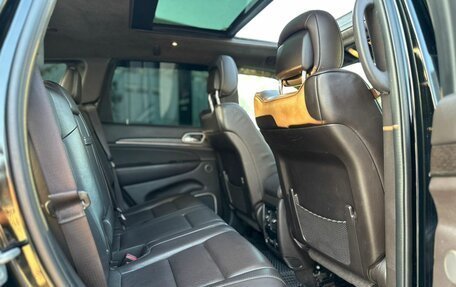 Jeep Grand Cherokee, 2017 год, 3 000 000 рублей, 11 фотография
