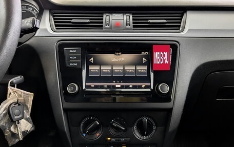 Skoda Rapid I, 2017 год, 975 000 рублей, 15 фотография