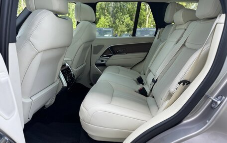 Land Rover Range Rover IV рестайлинг, 2022 год, 140 000 рублей, 8 фотография