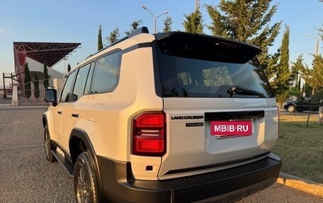 Toyota Land Cruiser Prado, 2024 год, 7 009 000 рублей, 3 фотография