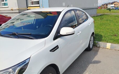 KIA Rio III рестайлинг, 2013 год, 980 000 рублей, 3 фотография
