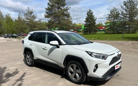 Toyota RAV4, 2020 год, 2 950 000 рублей, 7 фотография
