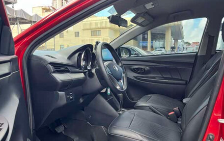 Toyota Yaris, 2022 год, 1 200 995 рублей, 7 фотография