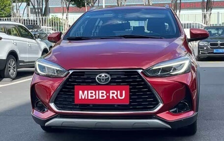 Toyota Yaris, 2022 год, 1 200 995 рублей, 2 фотография