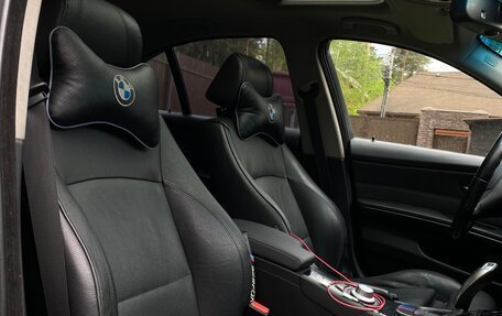 BMW 3 серия, 2006 год, 1 200 000 рублей, 16 фотография