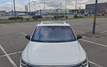 Volkswagen Tiguan II, 2021 год, 3 700 000 рублей, 5 фотография