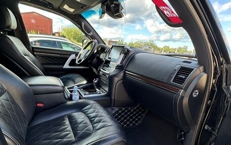 Toyota Land Cruiser 200, 2018 год, 7 400 000 рублей, 13 фотография