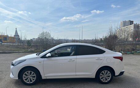 Hyundai Solaris II рестайлинг, 2021 год, 1 449 000 рублей, 8 фотография