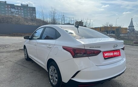 Hyundai Solaris II рестайлинг, 2021 год, 1 449 000 рублей, 7 фотография