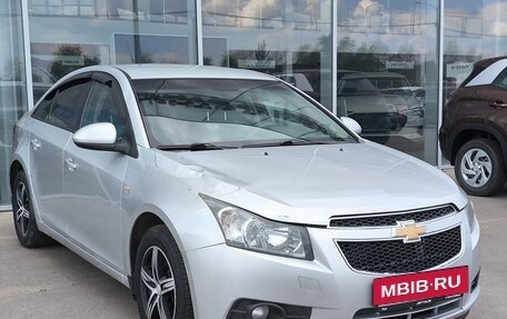 Chevrolet Cruze II, 2009 год, 540 000 рублей, 3 фотография