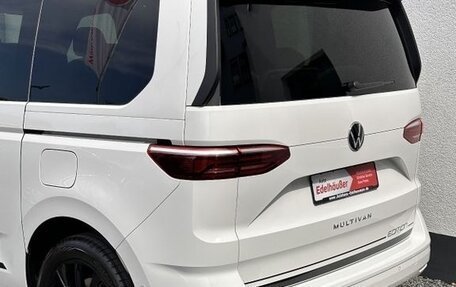Volkswagen Multivan, 2025 год, 9 970 000 рублей, 3 фотография