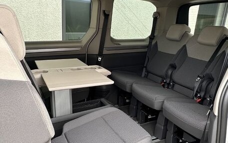 Volkswagen Multivan, 2025 год, 9 970 000 рублей, 14 фотография