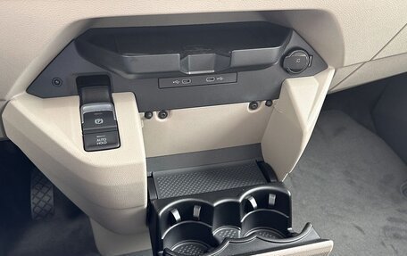 Volkswagen Multivan, 2025 год, 9 970 000 рублей, 17 фотография