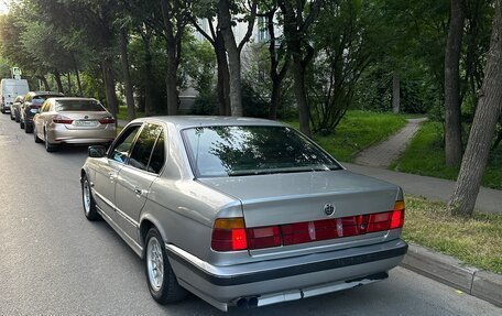 BMW 5 серия, 1994 год, 420 000 рублей, 11 фотография