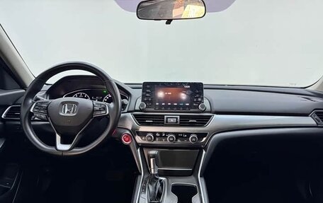 Honda Accord IX рестайлинг, 2021 год, 1 850 000 рублей, 7 фотография