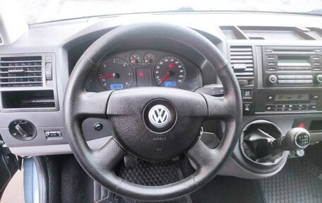 Volkswagen Caravelle T5, 2007 год, 1 580 000 рублей, 14 фотография