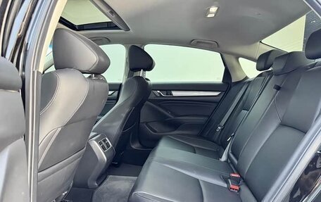 Honda Accord IX рестайлинг, 2021 год, 1 850 000 рублей, 10 фотография