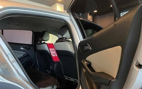 Mercedes-Benz GLA, 2014 год, 1 990 000 рублей, 25 фотография